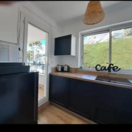 Face A La Et A 2 Pas Des Plages Juan Les Pins 'tout A Pied' Apartmán